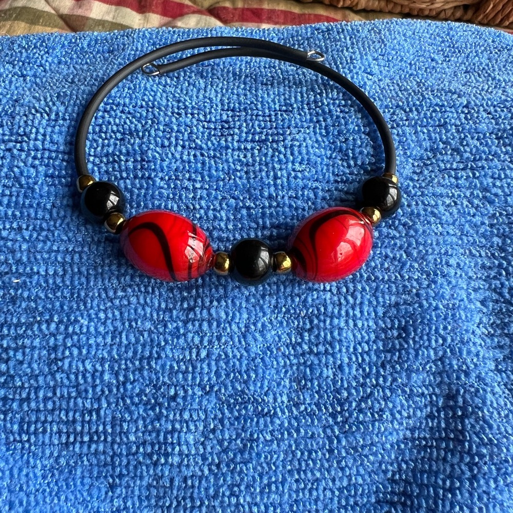 Fun Red and Black Beaded Bracelet